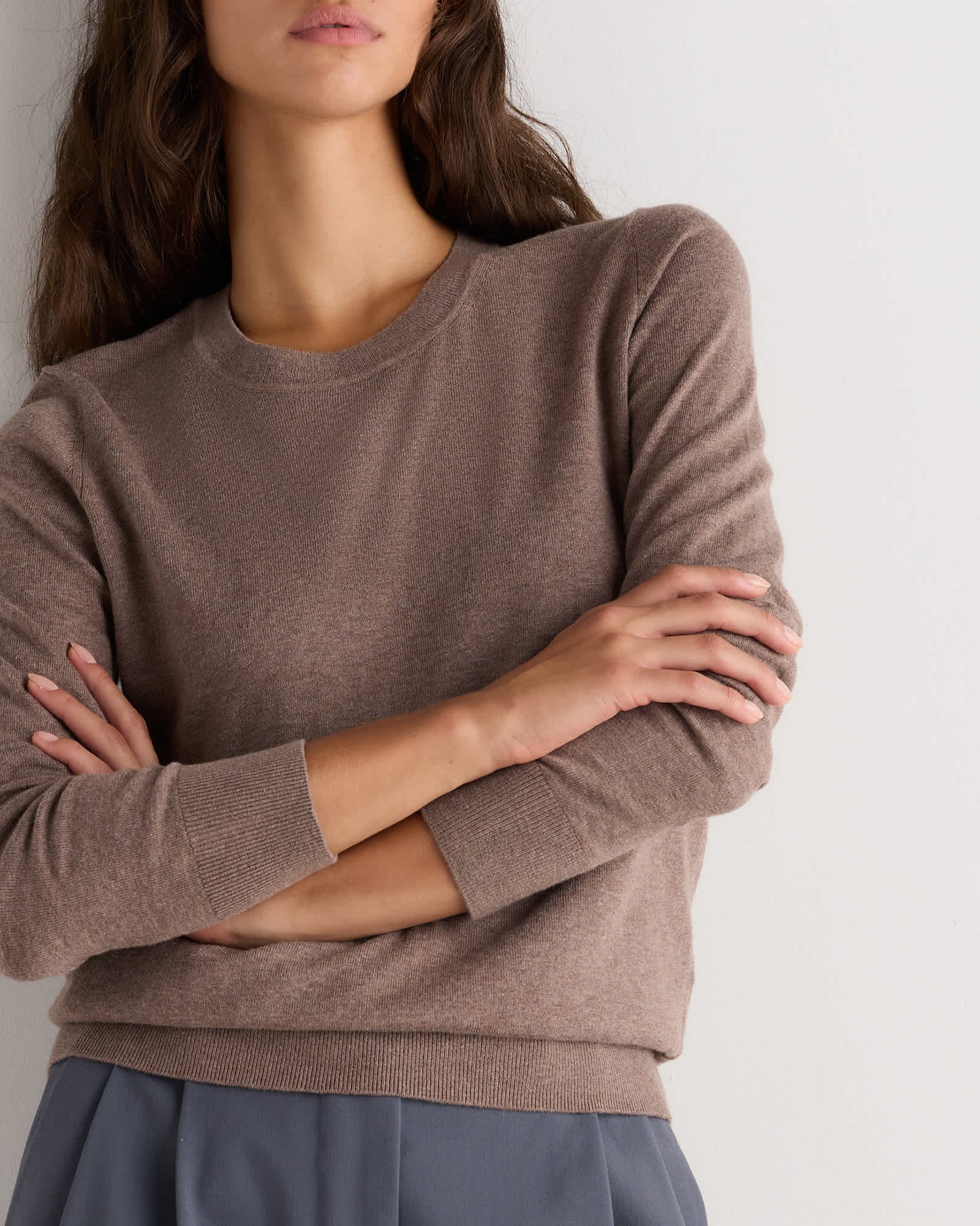 Lightweight Cotton Cashmere Crew Sweater — Gallery image Lightweight Cotton Cashmere Crew Sweater