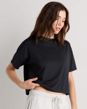 Lightweight Performance Boxy Cropped Tee