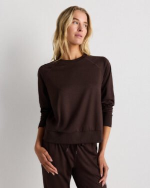 Performance Knit Pullover Crew