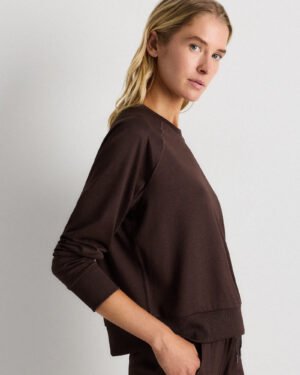 Performance Knit Pullover Crew