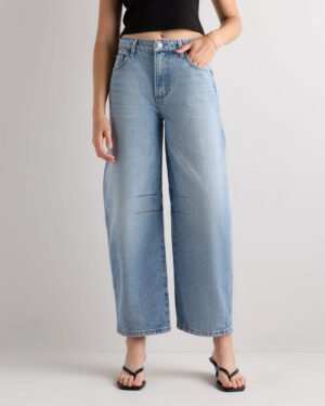 Rigid Darted Barrel Jeans