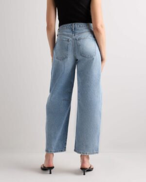 Rigid Darted Barrel Jeans