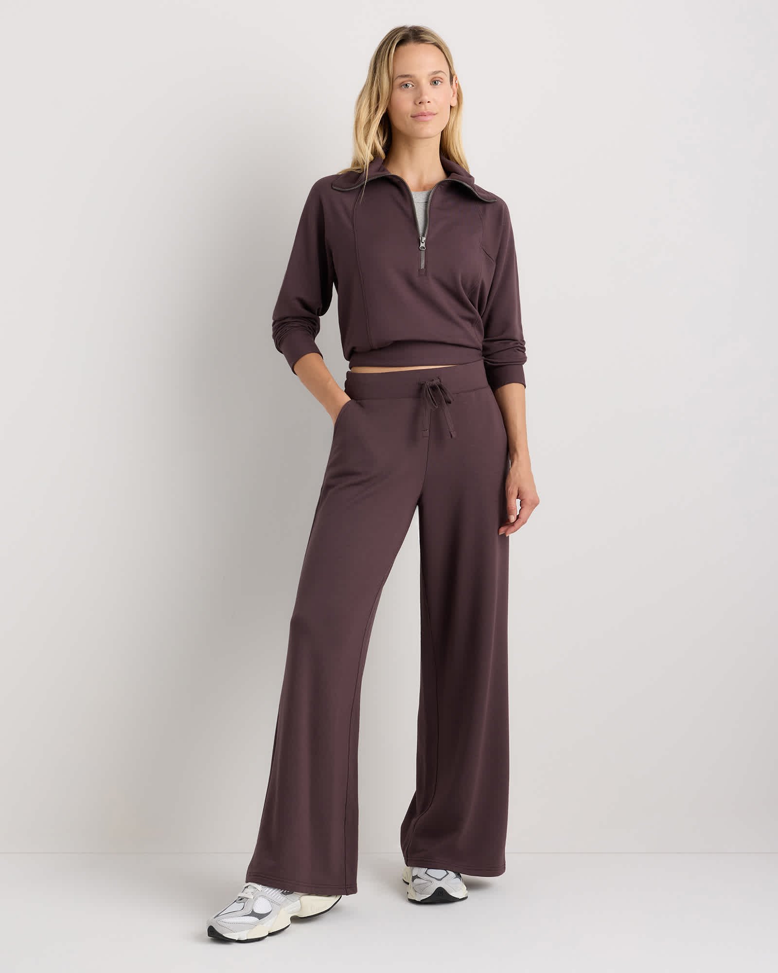 Soft Fleece Wide Leg Pants — Gallery image Soft Fleece Wide Leg Pants